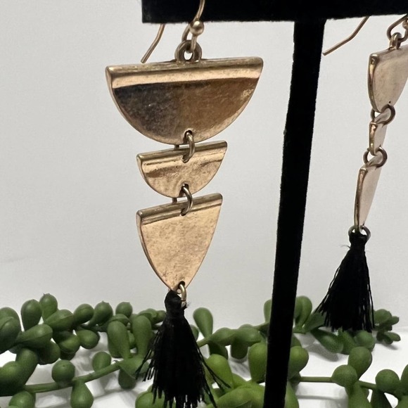 Brushed Gold Tiered Tassel Earrings Gold Black Dangle Boho Preppy Half Circle - Picture 4 of 6